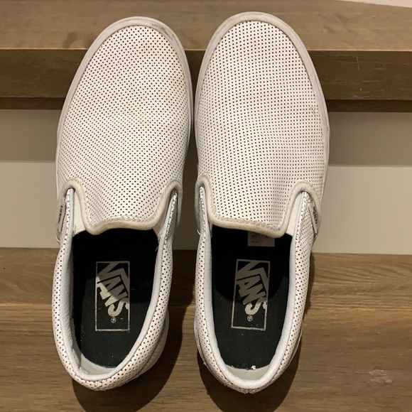 Vans (7) slip on leather sneaker - Picture 3 of 4